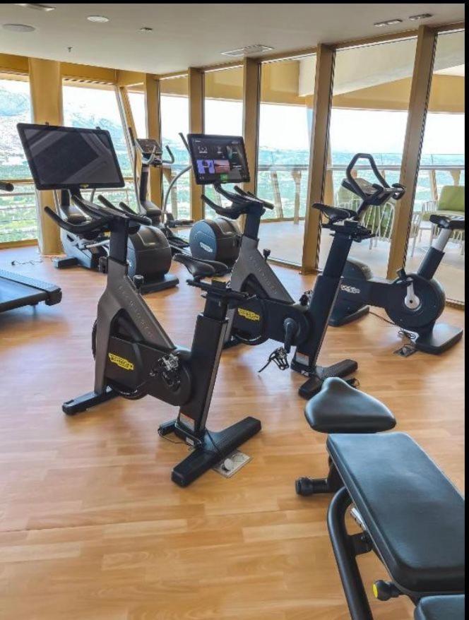 Intempo Celia-Apartment At Famous Intempo Building Μπένιντορμ Εξωτερικό φωτογραφία