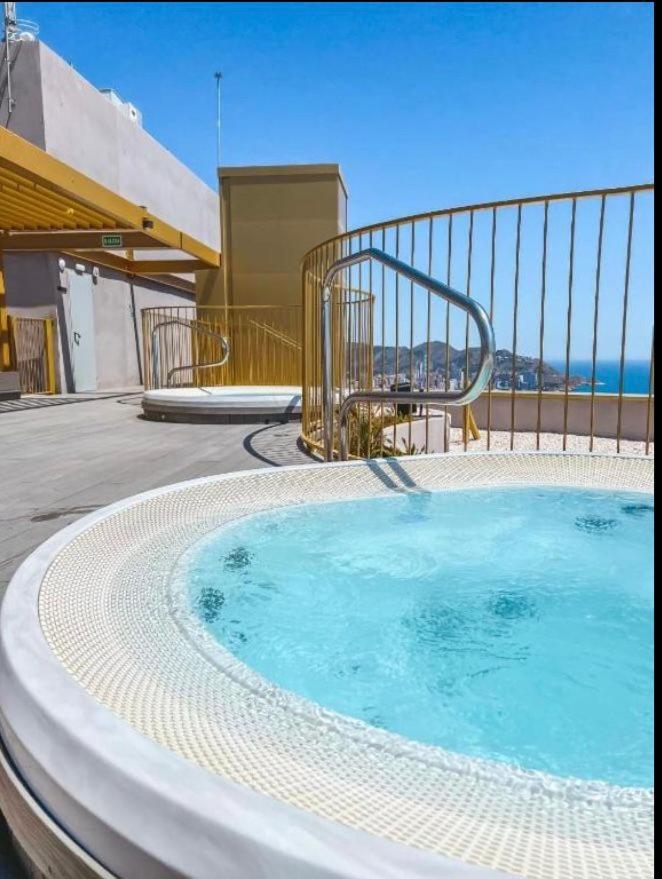 Intempo Celia-Apartment At Famous Intempo Building Μπένιντορμ Εξωτερικό φωτογραφία